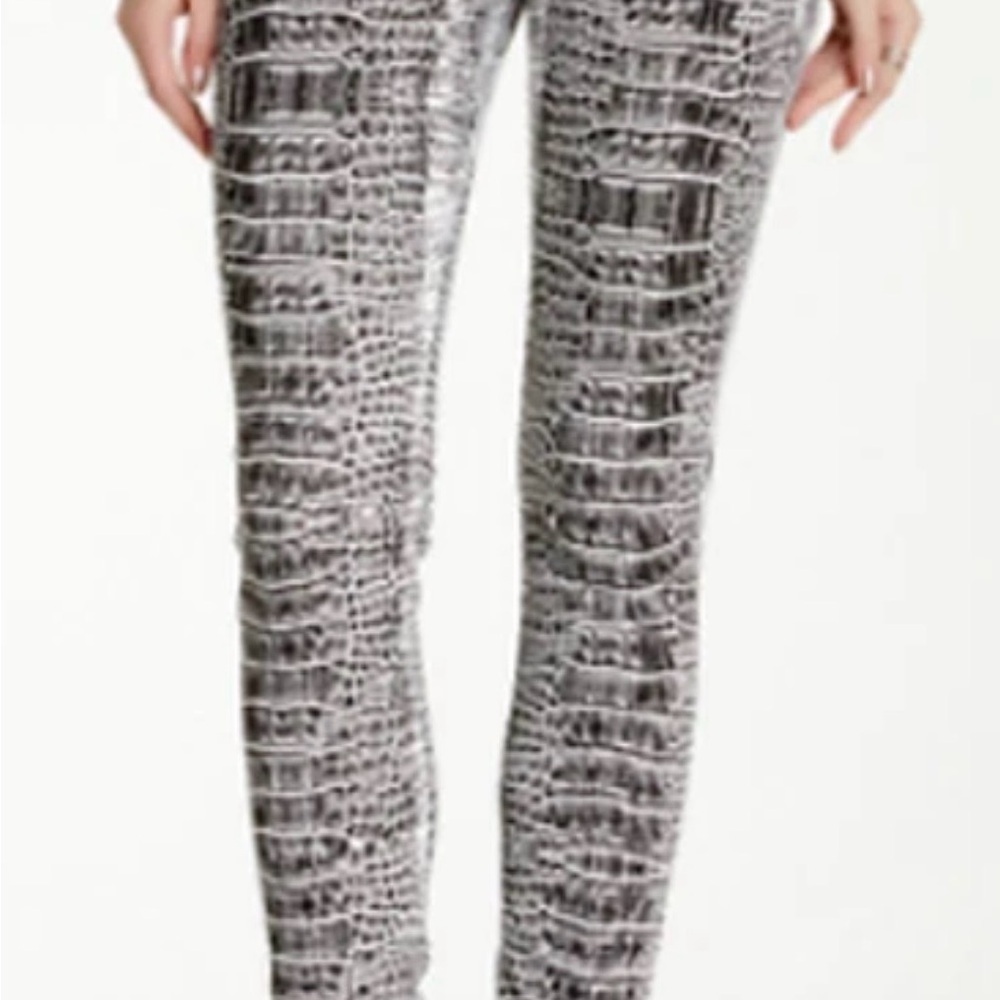 Joe's Python Print Jegging - Picture 3 of 9